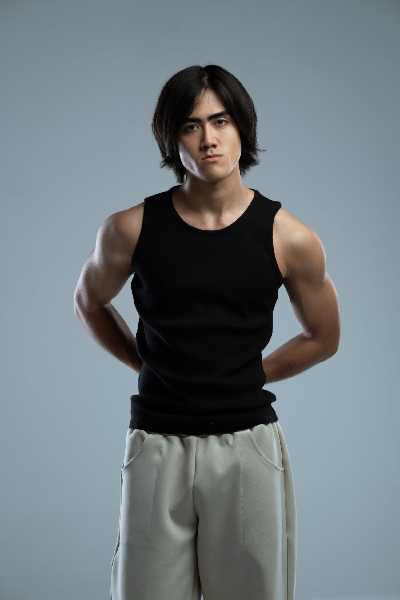 BASIC TANK TOP black